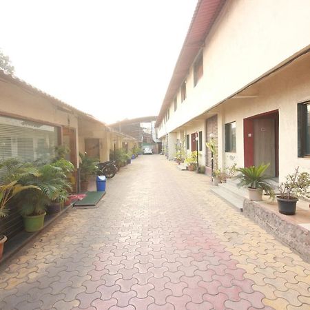 Hotel Nest Inn Residency Bhiwandi Buitenkant foto