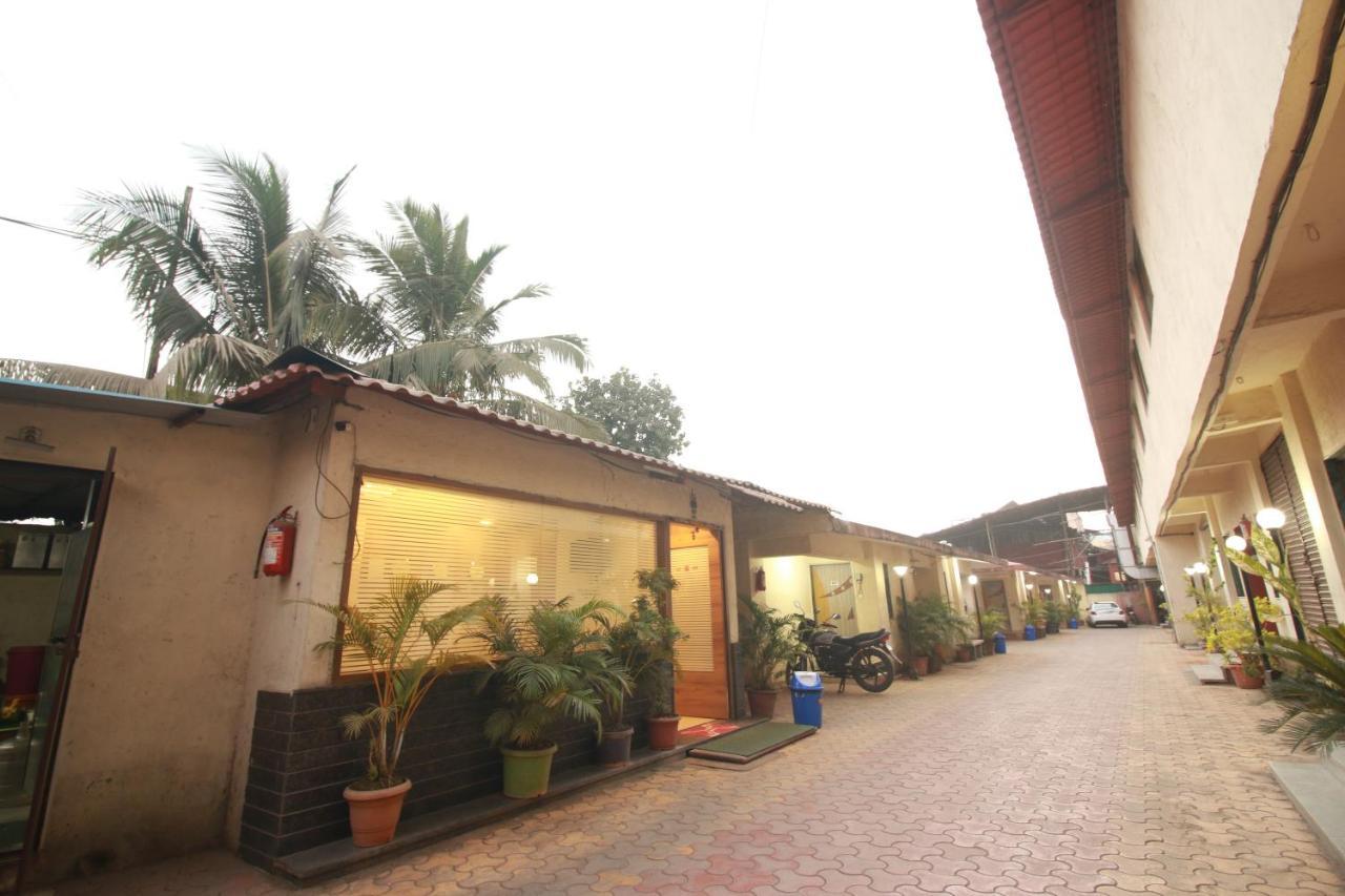 Hotel Nest Inn Residency Bhiwandi Buitenkant foto