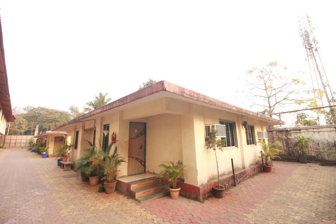 Hotel Nest Inn Residency Bhiwandi Buitenkant foto